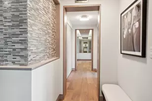 111 E Chestnut St, Chicago, IL 60611 - Photo 43