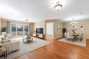 8000 Kilpatrick Ave, Skokie, IL 60076 - Photo 5