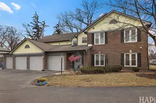 183 Grove Ave, Des Plaines, IL 60016 - Photo 1