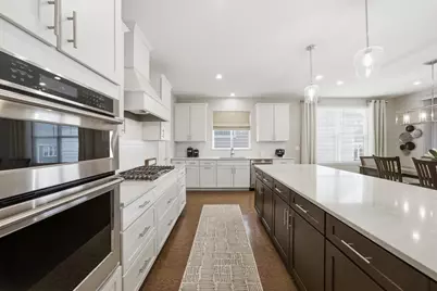 76 Somerset Circle, Wheaton, IL 60189 - Photo 7