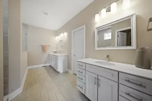 76 Somerset Cir, Wheaton, IL 60189 - Photo 23