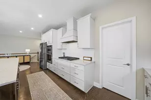 76 Somerset Cir, Wheaton, IL 60189 - Photo 15