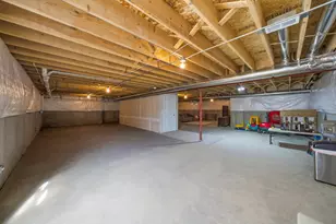 76 Somerset Cir, Wheaton, IL 60189 - Photo 35