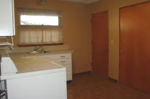 1269 E 500 North Rd, Cissna Park, IL 60924 - Photo 13