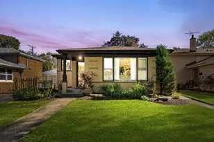 10429 S Keeler Ave, Oak Lawn, IL 60453 - Photo 1