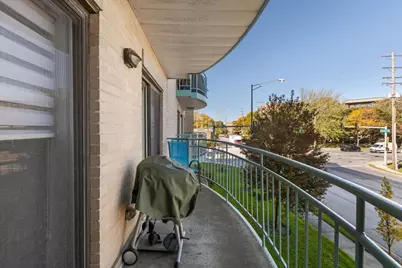 4757 Howard Street #205, Skokie, IL 60076 - Photo 15