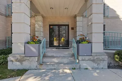 4757 Howard Street #205, Skokie, IL 60076 - Photo 3
