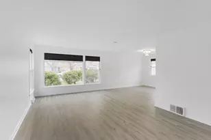 15439 University Ave, Dolton, IL 60419 - Photo 5