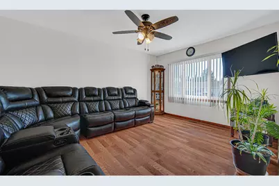 327 Emery Avenue, Romeoville, IL 60446 - Photo 3