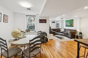 945 W Gordon Terrace, Chicago, IL 60613 - Photo 3