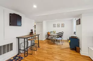 945 W Gordon Terrace, Chicago, IL 60613 - Photo 5