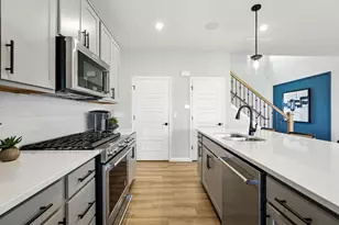 144 Daltrey Dr, Oswego, IL 60543 - Photo 5