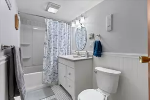 8644 Niles Center Rd, Skokie, IL 60077 - Photo 25