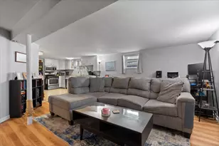 8644 Niles Center Rd, Skokie, IL 60077 - Photo 19