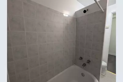 5417 N Kenmore Avenue #404, Chicago, IL 60640 - Photo 11