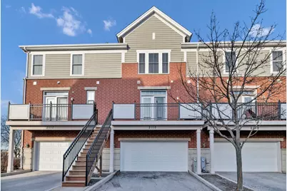 2110 S Crambourne Way, Arlington Heights, IL 60005 - Photo 1
