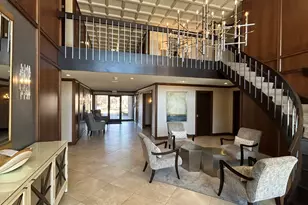 1 Oak Brook Club Dr, Oak Brook, IL 60523 - Photo 3