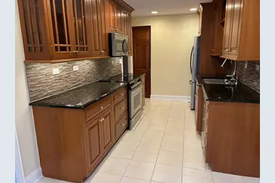 1 Oak Brook Club Drive #A105, Oak Brook, IL 60523 - Photo 15