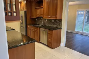 1 Oak Brook Club Dr, Oak Brook, IL 60523 - Photo 13