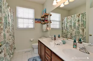 317 Sterling Cir, Cary, IL 60013 - Photo 25