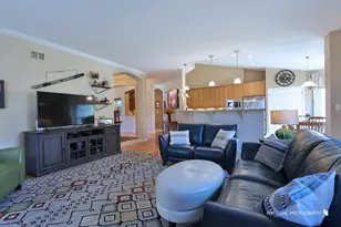 317 Sterling Cir, Cary, IL 60013 - Photo 11