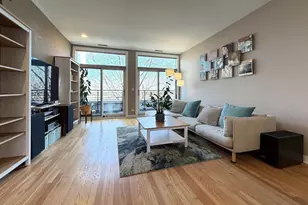 2917 N Claremont Ave, Chicago, IL 60618 - Photo 3