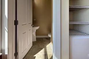 2917 N Claremont Ave, Chicago, IL 60618 - Photo 9