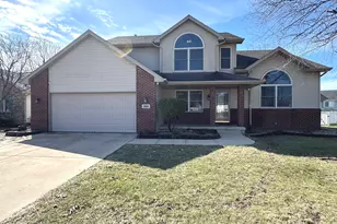 366 Centerpoint Dr S, Bourbonnais, IL 60914 - Photo 1