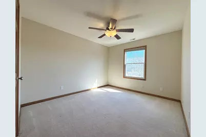 366 Centerpoint Drive S, Bourbonnais, IL 60914 - Photo 21