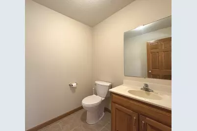 366 Centerpoint Drive S, Bourbonnais, IL 60914 - Photo 13