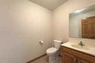 366 Centerpoint Dr S, Bourbonnais, IL 60914 - Photo 13