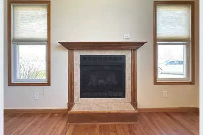 366 Centerpoint Drive S, Bourbonnais, IL 60914 - Photo 5