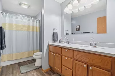 38546 N Pine Avenue, Beach Park, IL 60099 - Photo 17