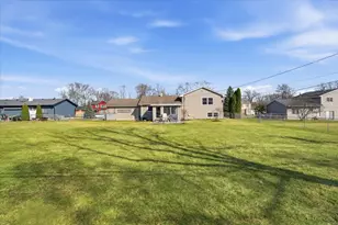 38546 N Pne Ave, Beach Park, IL 60099 - Photo 23