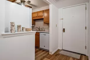 2929 Sunnyside Dr, Rockford, IL 61114 - Photo 3