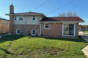 4444 Lisa Ln, Oak Forest, IL 60452 - Photo 17
