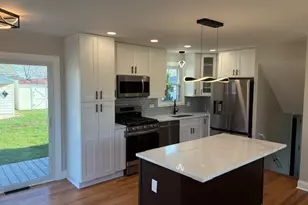 4444 Lisa Ln, Oak Forest, IL 60452 - Photo 3