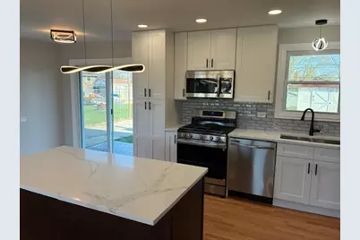 4444 Lisa Lane, Oak Forest, IL 60452 - Photo 5