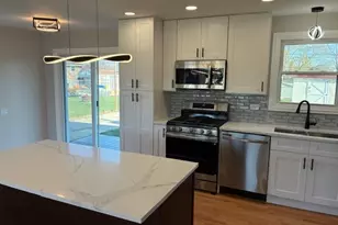 4444 Lisa Ln, Oak Forest, IL 60452 - Photo 5