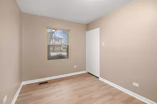 310 Nassau St, Park Forest, IL 60466 - Photo 17