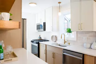 5205 N Osceola Ave, Chicago, IL 60656 - Photo 5