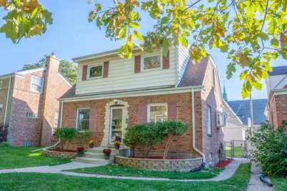 5205 N Osceola Avenue, Chicago, IL 60656 - Photo 1