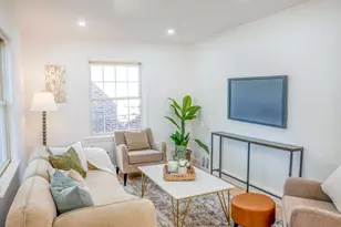 5205 N Osceola Ave, Chicago, IL 60656 - Photo 3