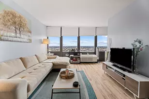 5320 N Sheridan Rd, Chicago, IL 60640 - Photo 3