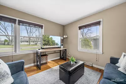 540 N Rosedale Avenue, Aurora, IL 60506 - Photo 5