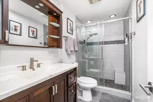 540 N Rosedale Ave, Aurora, IL 60506 - Photo 9