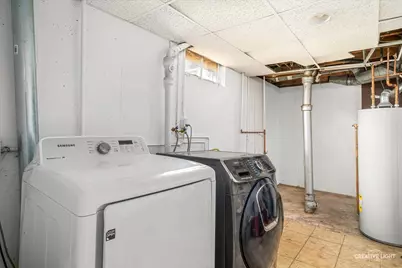 540 N Rosedale Avenue, Aurora, IL 60506 - Photo 17