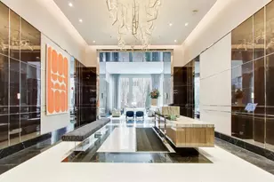 14 W Superior St, Chicago, IL 60654 - Photo 17