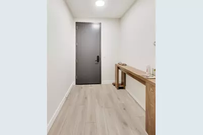 14 W Superior Street #1003, Chicago, IL 60654 - Photo 15