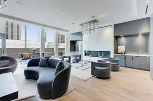 14 W Superior St, Chicago, IL 60654 - Photo 19